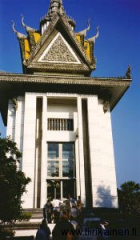 kam-kuoleman-kentilta-2001