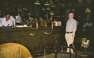 sin-raffles-bar-singapore-2002