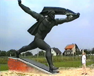 UNK-Szoborpark Budpestin reunamilla_1