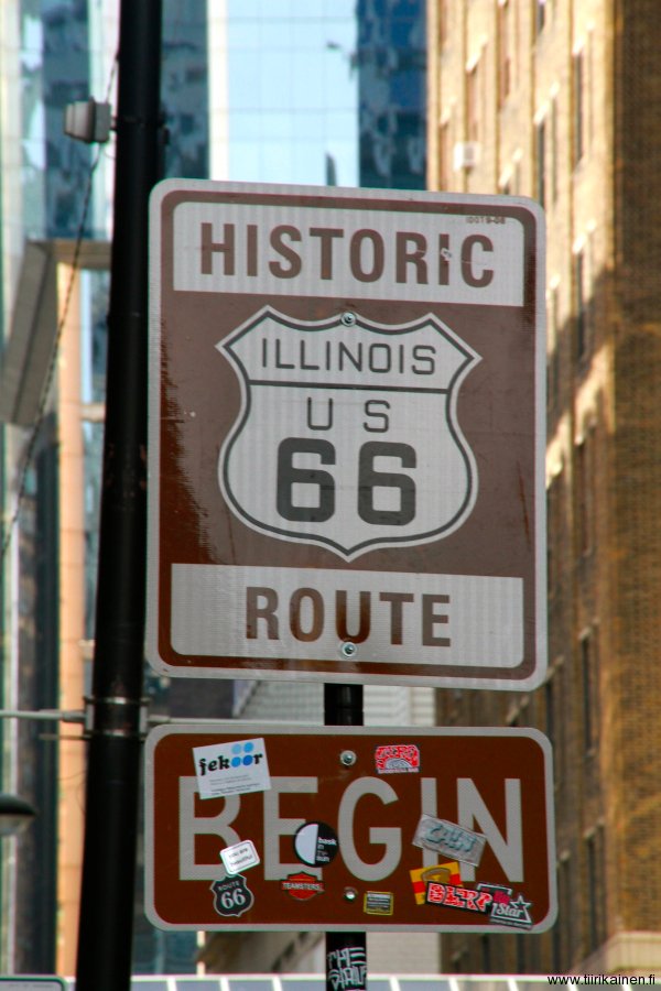 historic route 66 begin sign in chicago