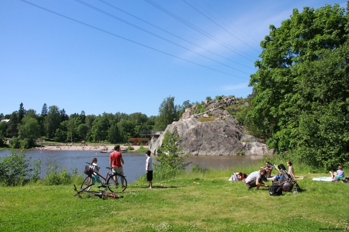 Uimaranta-ja-piknik-Pikkukoskella